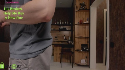 Sweet__Mike live cam on Cam4