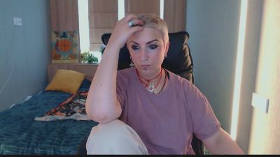 Sweet_n_Strong live cam on Cam4