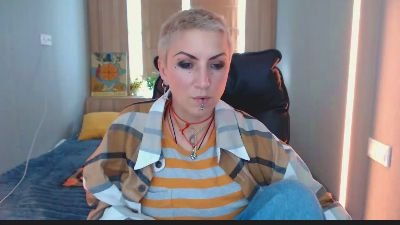 Sweet_n_Strong live cam on Cam4