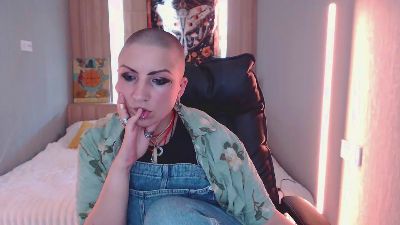 Sweet_n_Strong live cam on Cam4