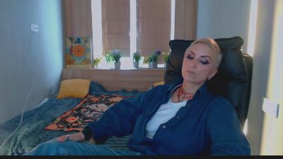 Sweet_n_Strong live cam on Cam4