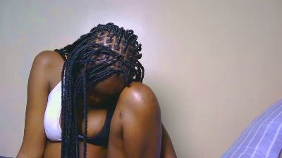 Sweet_poppy2 live cam on Cam4