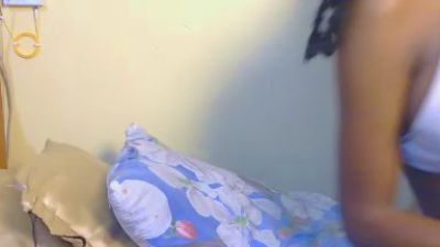 Sweet_poppy2 live cam on Cam4