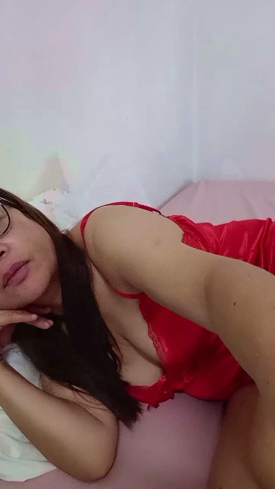 Sweetasian74 live cam on Cam4