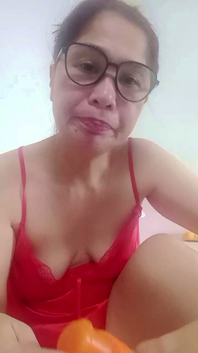 Sweetasian74 live cam on Cam4