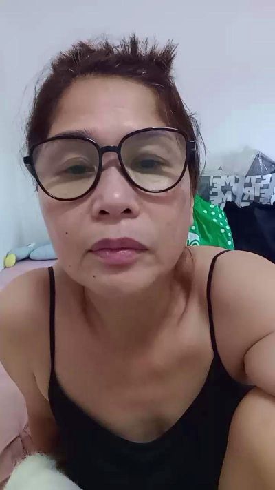 Sweetasian74 live cam on Cam4