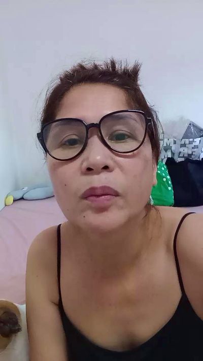 Sweetasian74 live cam on Cam4