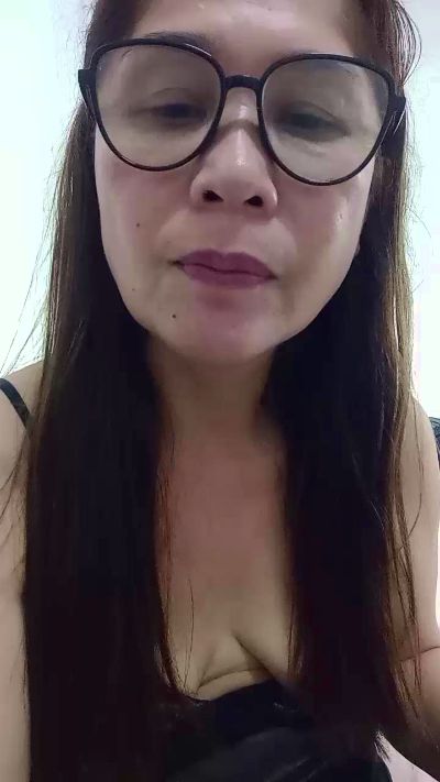 Sweetasian74 live cam on Cam4