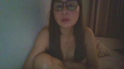 Sweetasian74 live cam on Cam4