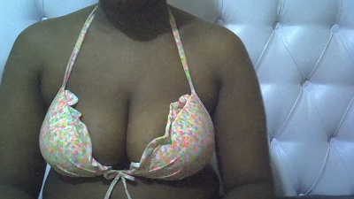 Sweetass002 live cam on Cam4