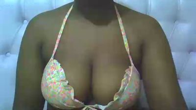 Sweetass002 live cam on Cam4
