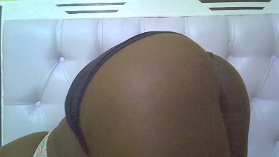 Sweetass002 live cam on Cam4