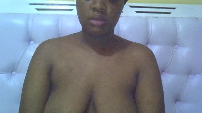 Sweetass002 live cam on Cam4