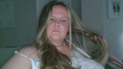 Sweetcheeks84 live cam on Cam4