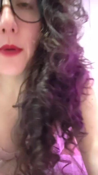 Sweetdelight69 live cam on Cam4