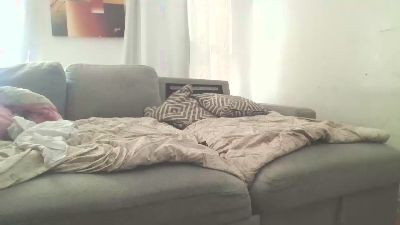 Sweetdreamzz718 live cam on Cam4