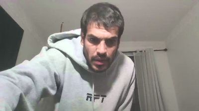 Sweetdreamzz718 live cam on Cam4