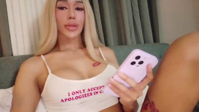 SweetestCandice live cam on Cam4