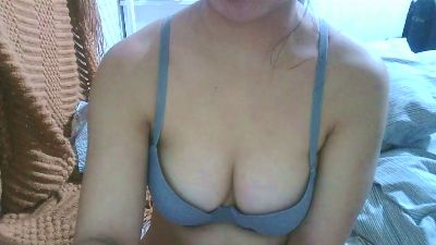 Sweetgie24 live cam on Cam4