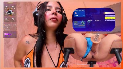 SweetieCloe live cam on Cam4
