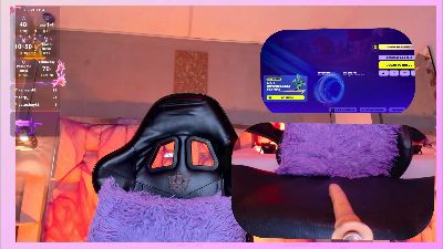 SweetieCloe live cam on Cam4