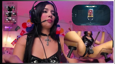 SweetieCloe live cam on Cam4