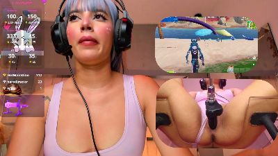 SweetieCloe live cam on Cam4