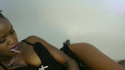 Sweetkiki7 live cam on Cam4