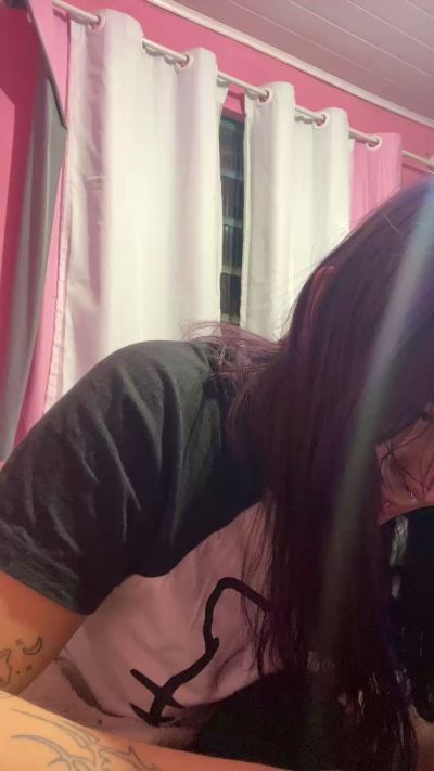 Sweetlilly live cam on Cam4