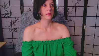 Sweetlonglips_ live cam on Cam4