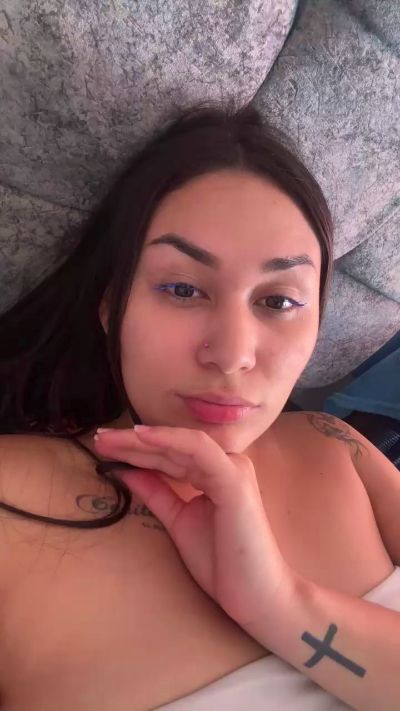 Sweetmilk3 live cam on Cam4