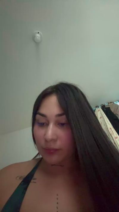 Sweetmilk3 live cam on Cam4