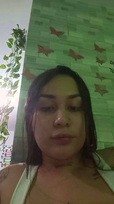Sweetmilk3 live cam on Cam4