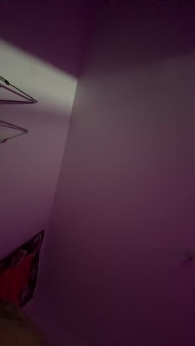 Sweetmilk3 live cam on Cam4