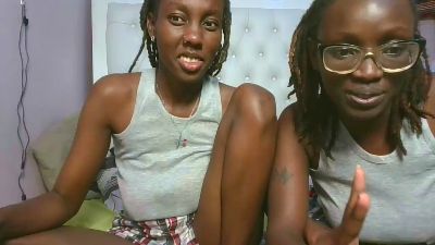 Sweetnova live cam on Cam4