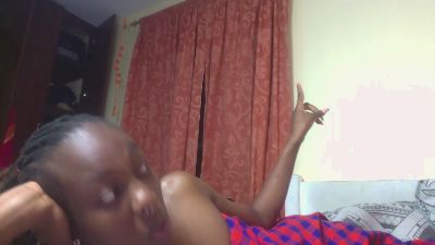 Sweetnova live cam on Cam4