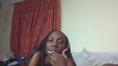 Sweetnova live cam on Cam4