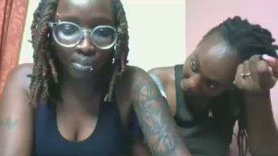 Sweetnova live cam on Cam4
