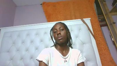 Sweetnova live cam on Cam4