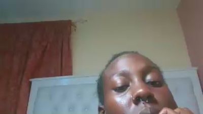 Sweetnova live cam on Cam4