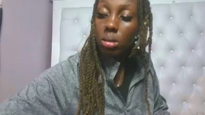 Sweetnova live cam on Cam4