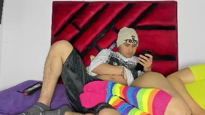 Sweets_19 live cam on Cam4