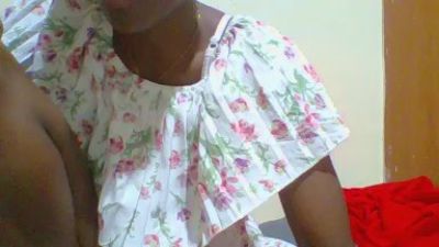 Sweett_Denzel live cam on Cam4
