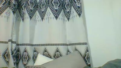 Sweett_Denzel live cam on Cam4