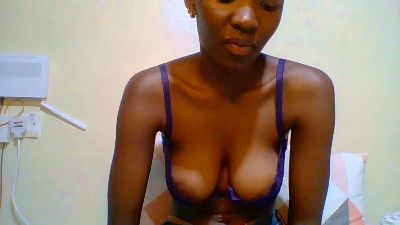 Sweett_Denzel live cam on Cam4