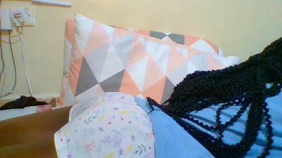 Sweett_Denzel live cam on Cam4