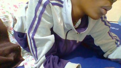 Sweett_Denzel live cam on Cam4