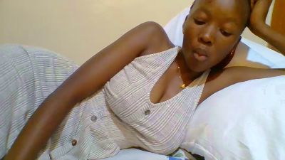 Sweett_Denzel live cam on Cam4