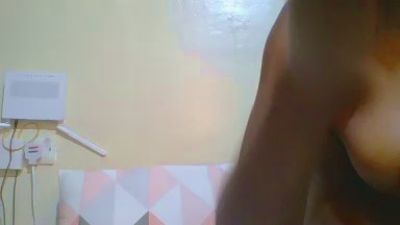 Sweett_Denzel live cam on Cam4