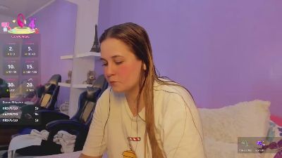 Sweett_Melodi live cam on Cam4
